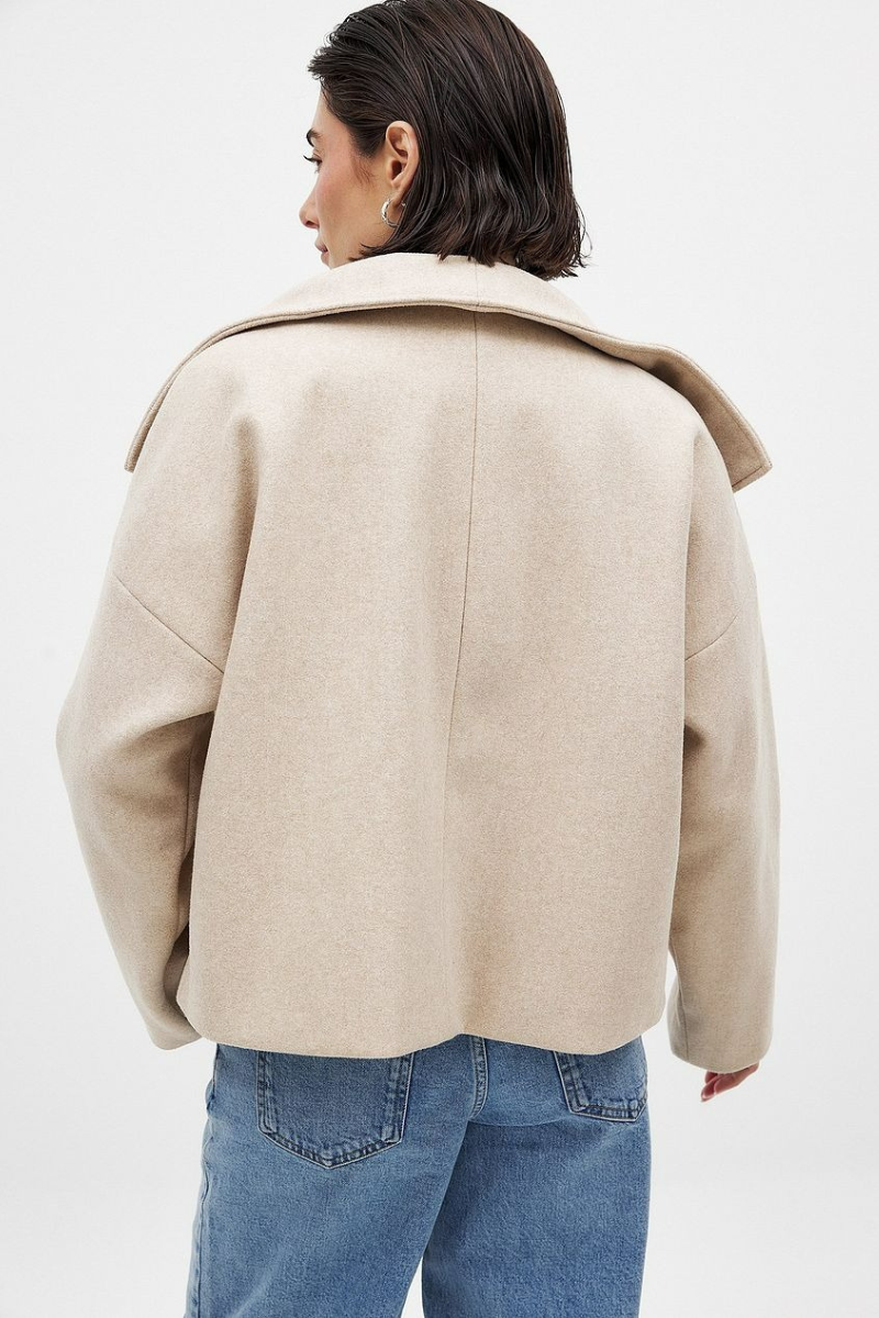 Genevieve - Women's Cropped Double Breasted Coat