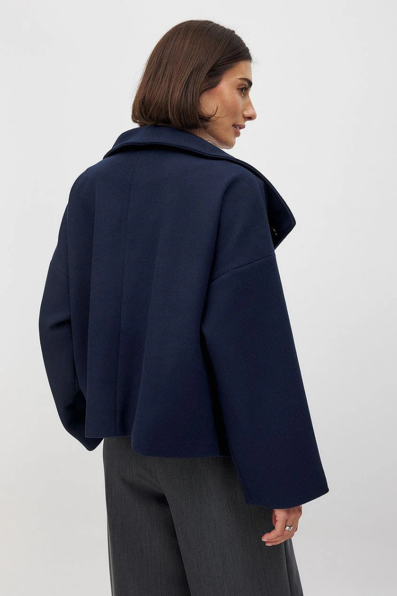 Genevieve - Women's Cropped Double Breasted Coat