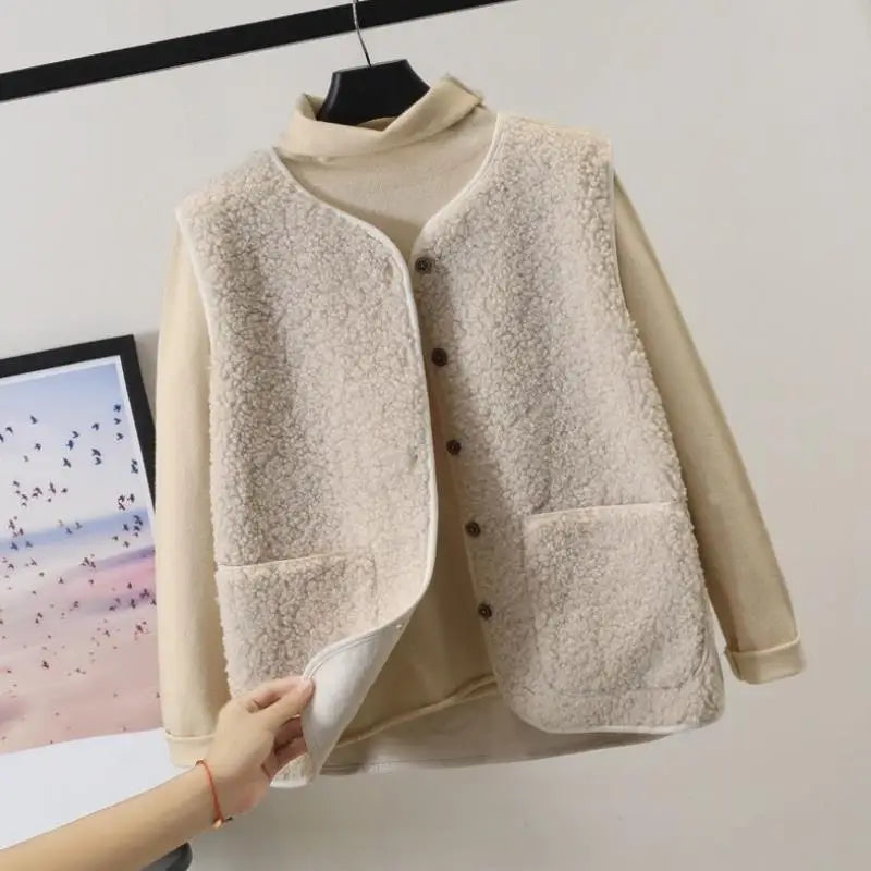 Junia - Women's Knit Sweater Vest