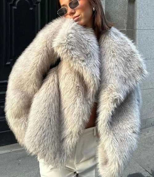 Katarina - Women's Faux Fur Jacket