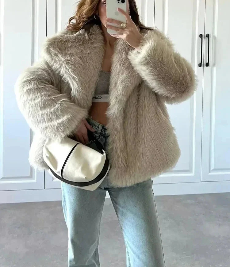 Katarina - Women's Faux Fur Jacket