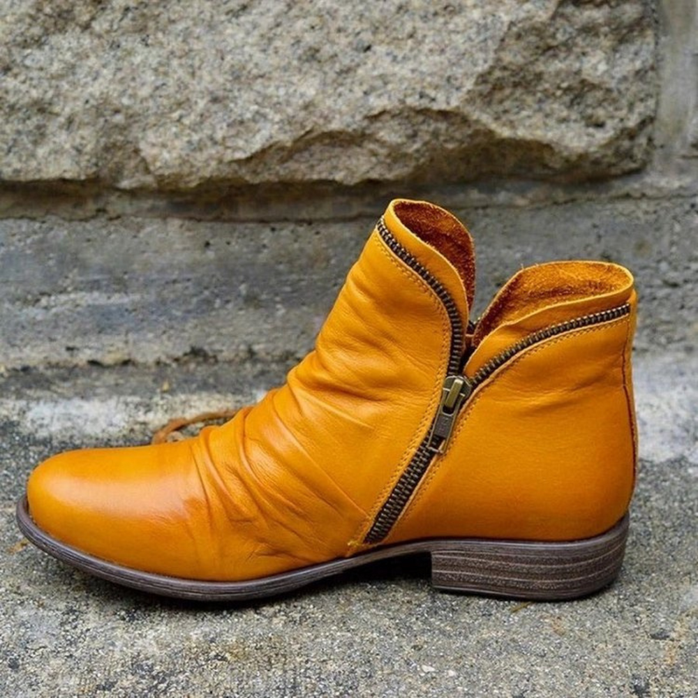 Linnea - Women's Chelsea Ankle Boots