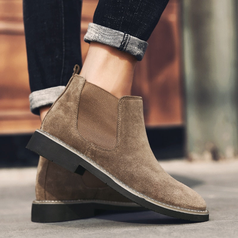 Oberon - Men's Suede Chelsea Boots