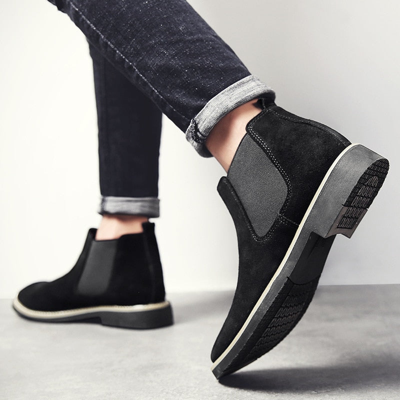 Oberon - Men's Suede Chelsea Boots