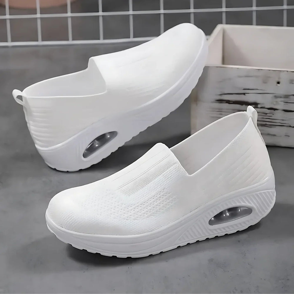 Primrose - Women's Comfort Walking Shoes