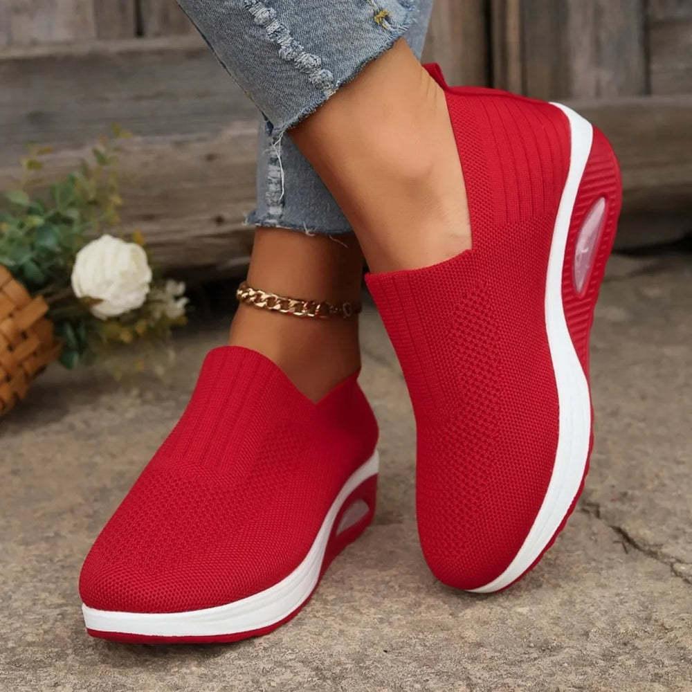 Primrose - Women's Comfort Walking Shoes