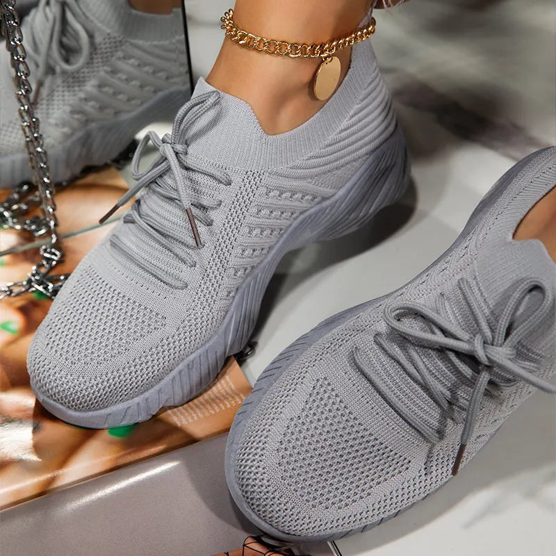 Romilly - Women's Comfort Sneakers