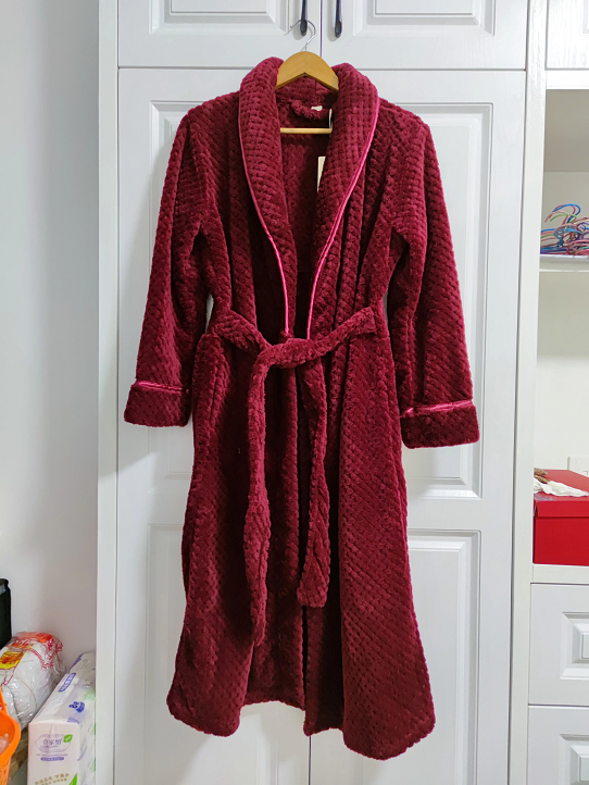 Talia - Women's Plush Bathrobe